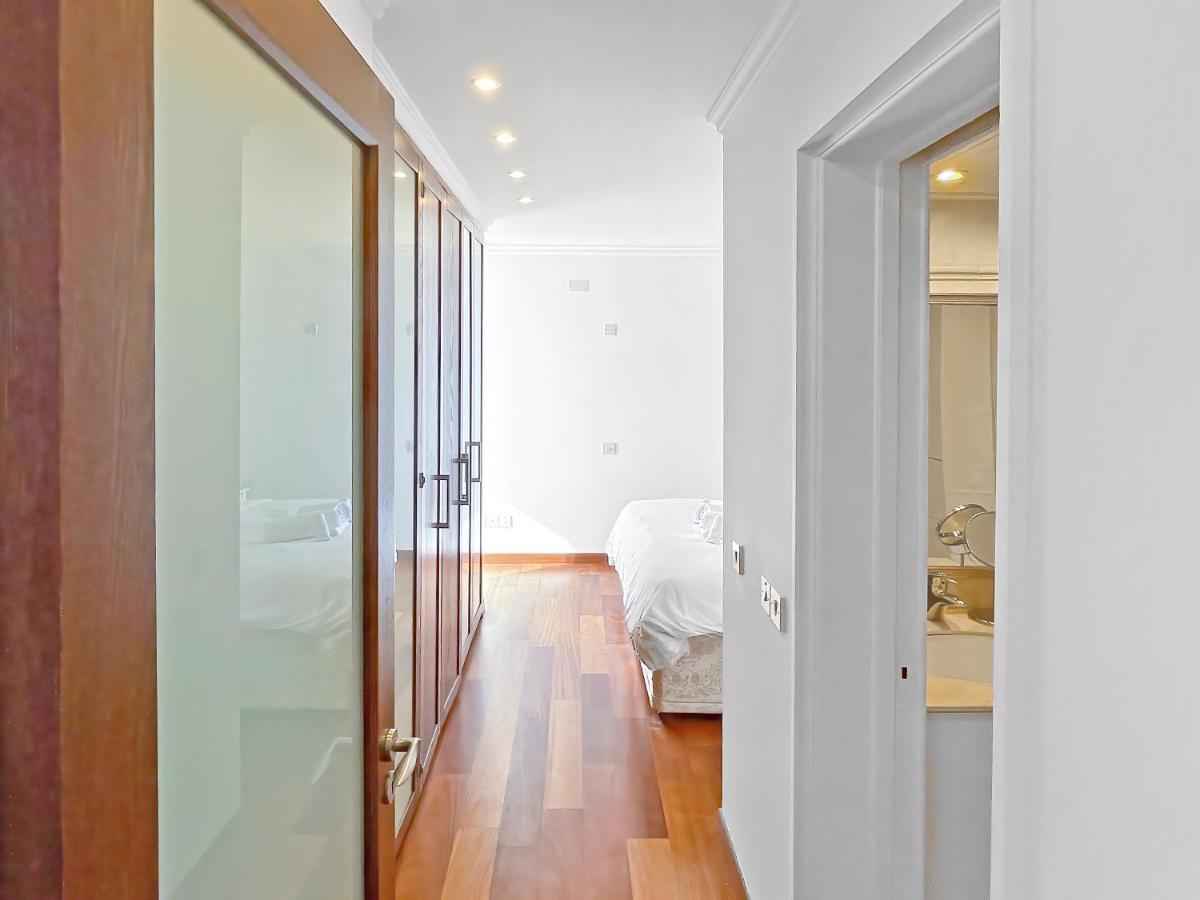 180° Seaview Apt. Right On Famous Promenade * Ларнака